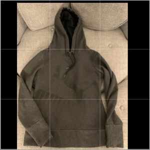 Puma Sweater Small
